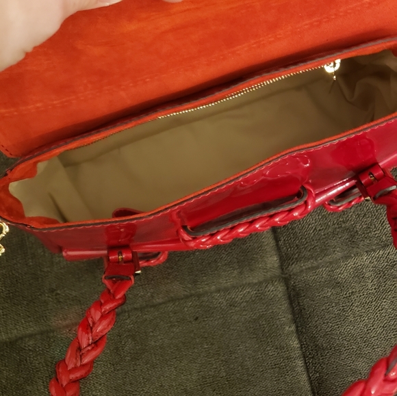 Valentino RED hand bag lacquer histore NEW - Picture 8 of 15